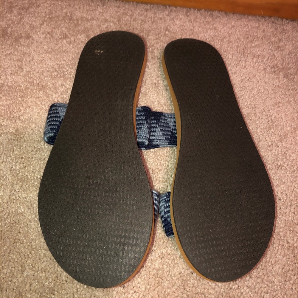 Summer Sandals - Picture 3 of 4